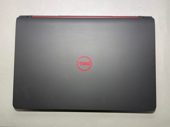 Ноутбук Dell Inspiron 15 5577