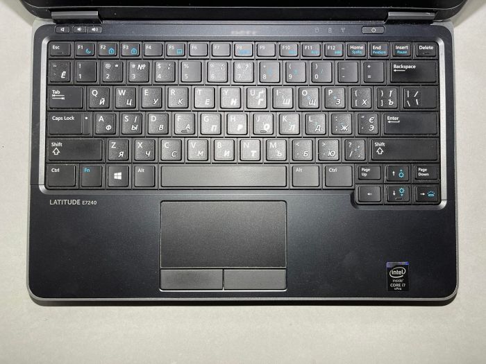 Ноутбук Dell Latitude E7240