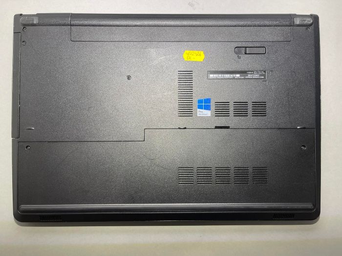 Ноутбук Dell Inspiron 15 5566