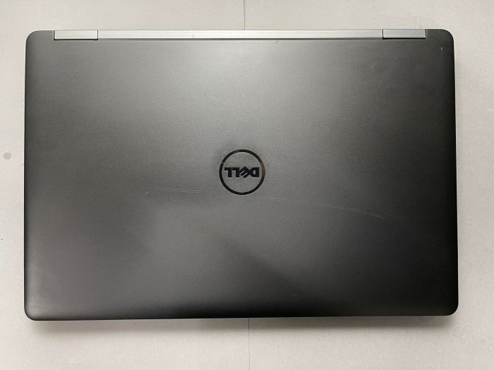 Ноутбук Dell Latitude E5570