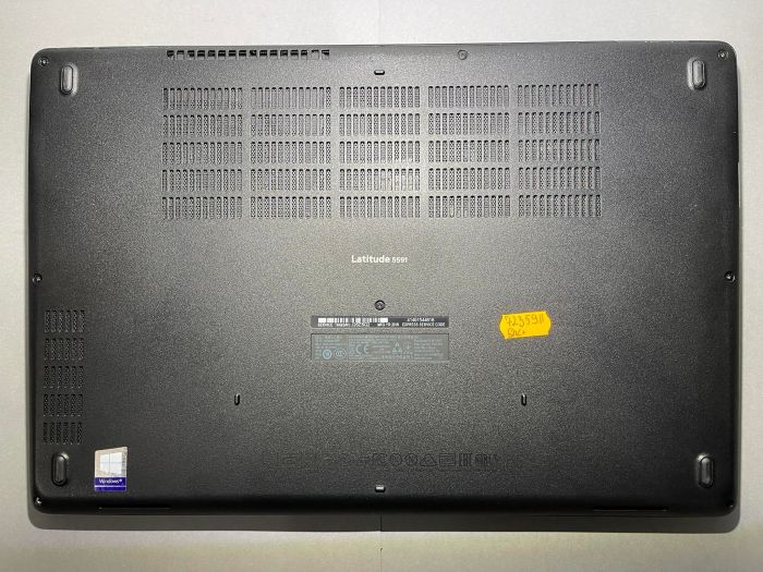 Ноутбук Dell Latitude E5591