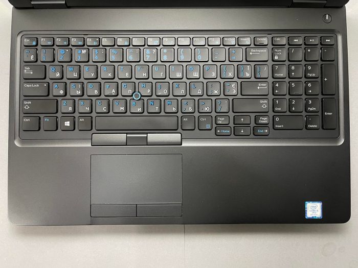 Ноутбук Dell Latitude E5591