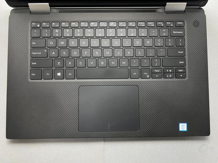 Ноутбук Dell XPS 15 9575