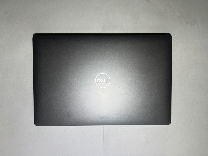 Ноутбук Dell Latitude 5500