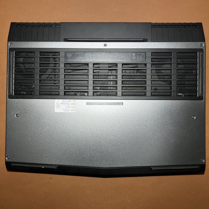 Ноутбук Dell Alienware 15 R3