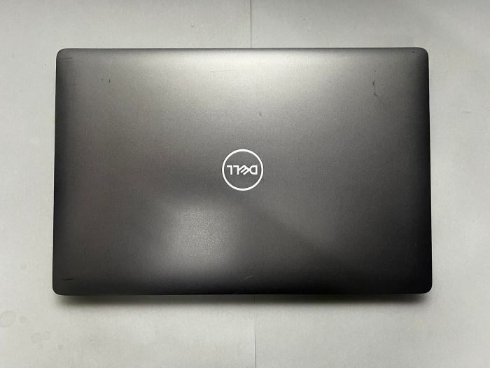 Ноутбук Dell Latitude 5500