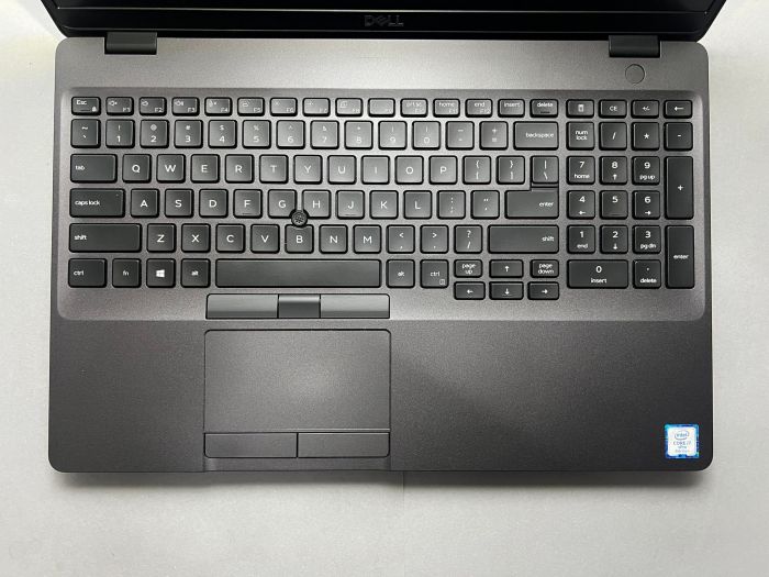 Ноутбук Dell Latitude 5500