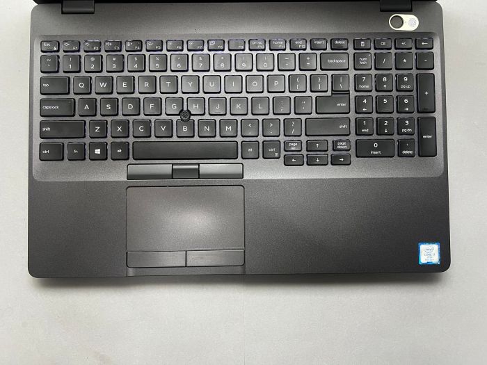 Ноутбук Dell Latitude 5500