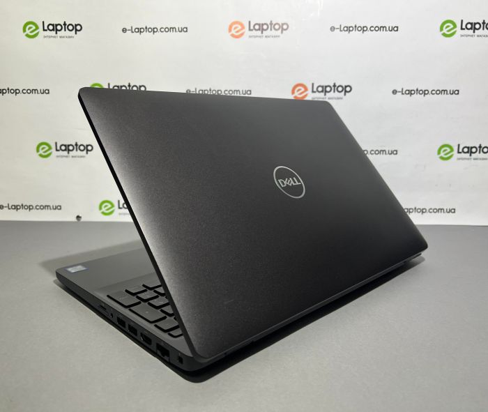 Ноутбук Dell Latitude 5500