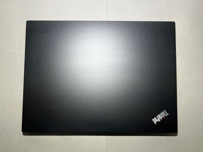 Ноутбук Lenovo ThinkPad E490