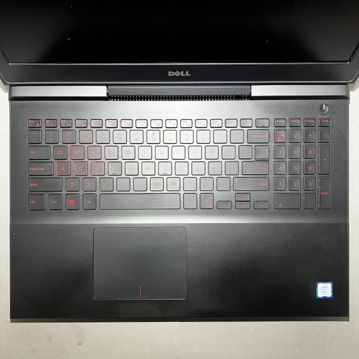 Ноутбук Dell Inspiron 15 7567