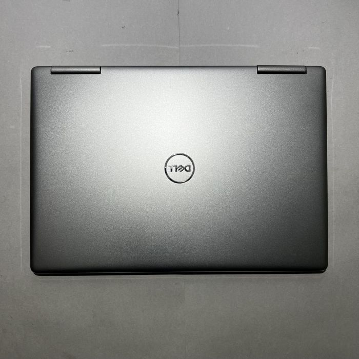 Ноутбук Dell Inspiron 13 7373