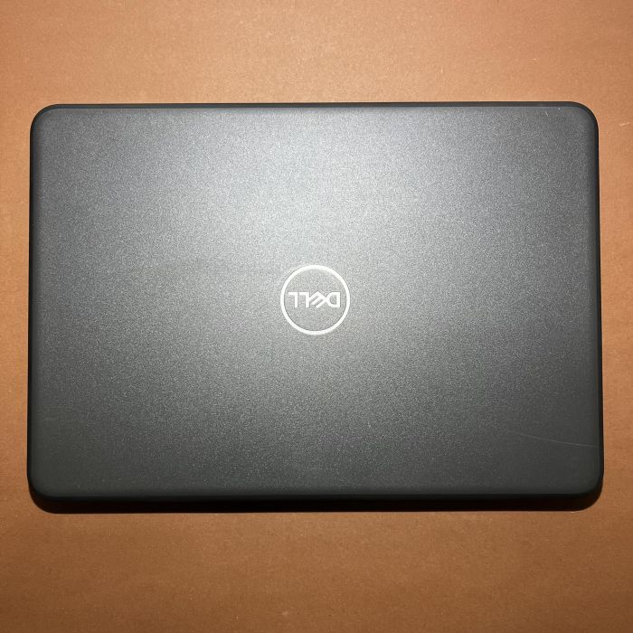 Ноутбук Dell Latitude 3300