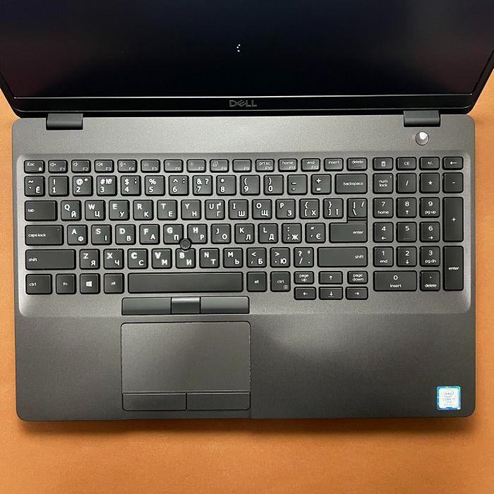 Ноутбук Dell Latitude 5500