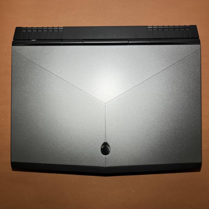 Ноутбук Dell Alienware 15 R3