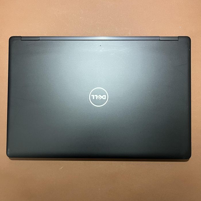 Ноутбук Dell Latitude E5580