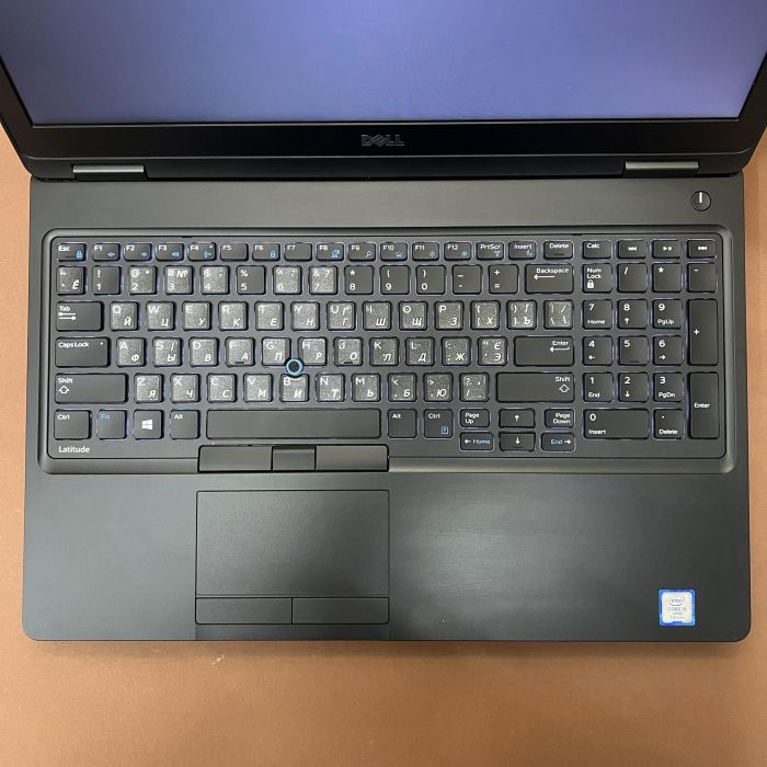 Ноутбук Dell Latitude E5580