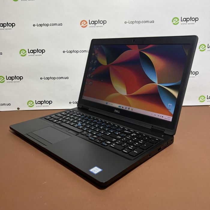 Ноутбук Dell Latitude 5590