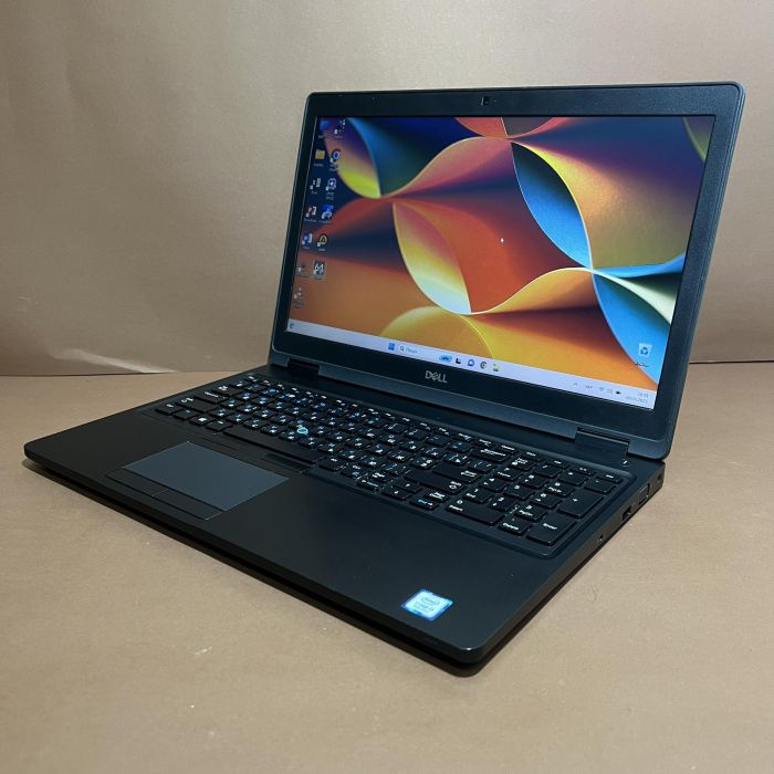 Ноутбук Dell Latitude 5590