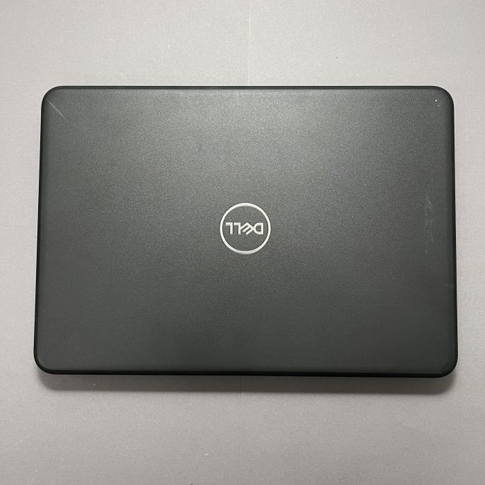 Ноутбук Dell Latitude 3300