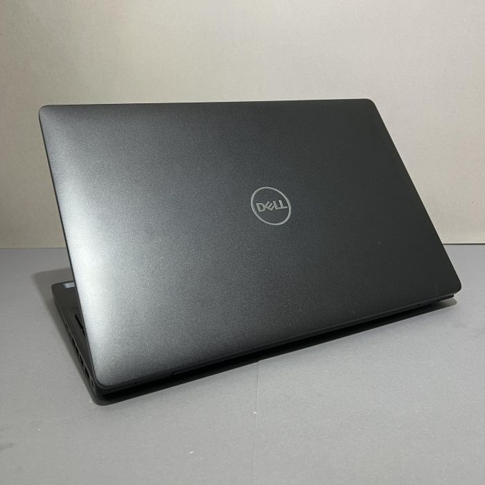 Ноутбук Dell Latitude 5500	