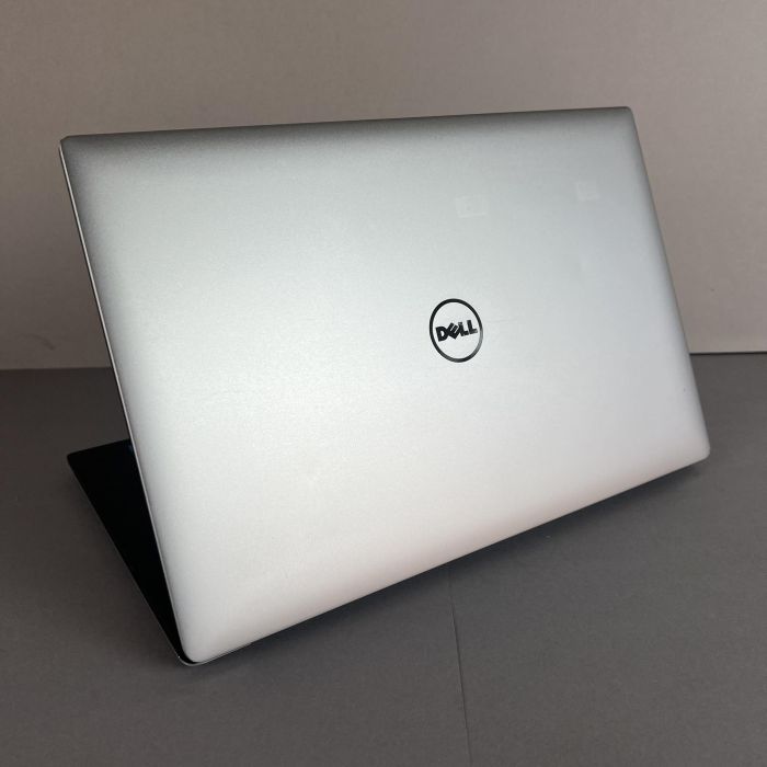 Ноутбук	Dell XPS 15 9550