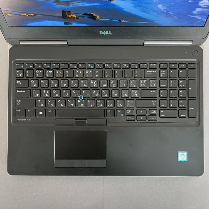 Ноутбук Dell Precision 7520