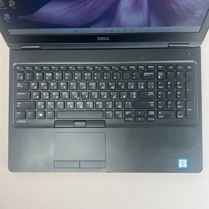 Ноутбук Dell Latitude E5580