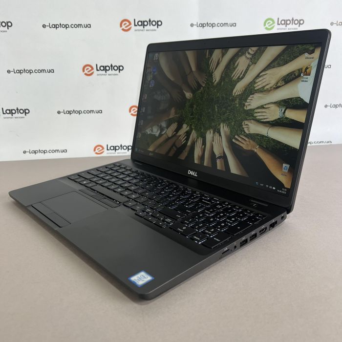 Ноутбук Dell Latitude 5500