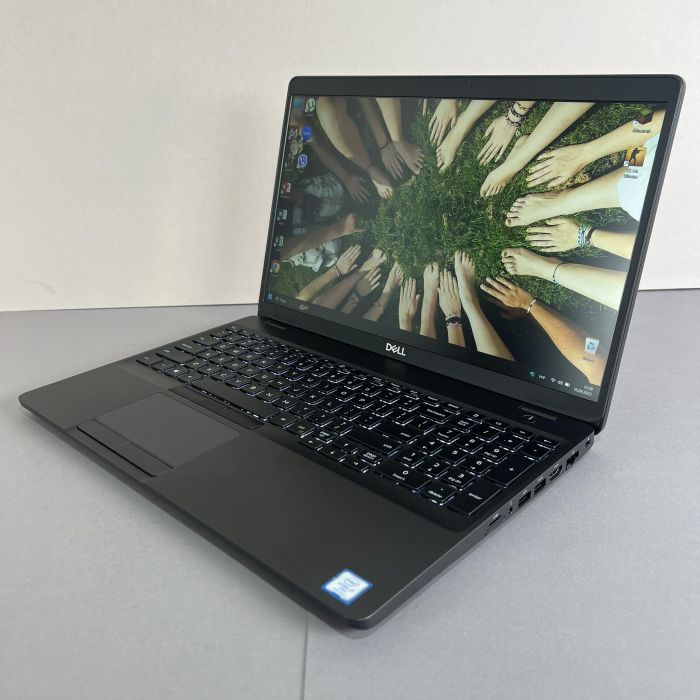 Ноутбук Dell Latitude 5500