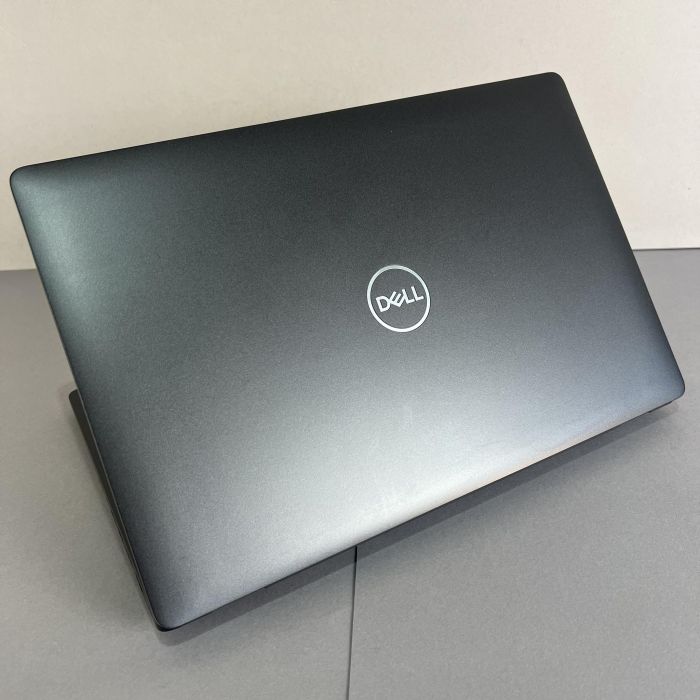 Ноутбук Dell Latitude 5500