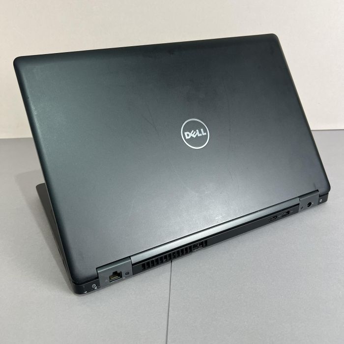 Ноутбук	Dell Precision 3520