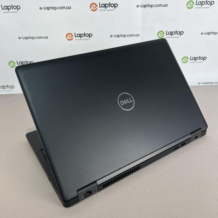 Ноутбук Dell Latitude E5590