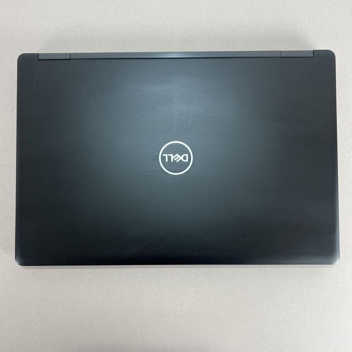 Ноутбук Dell Latitude E5590