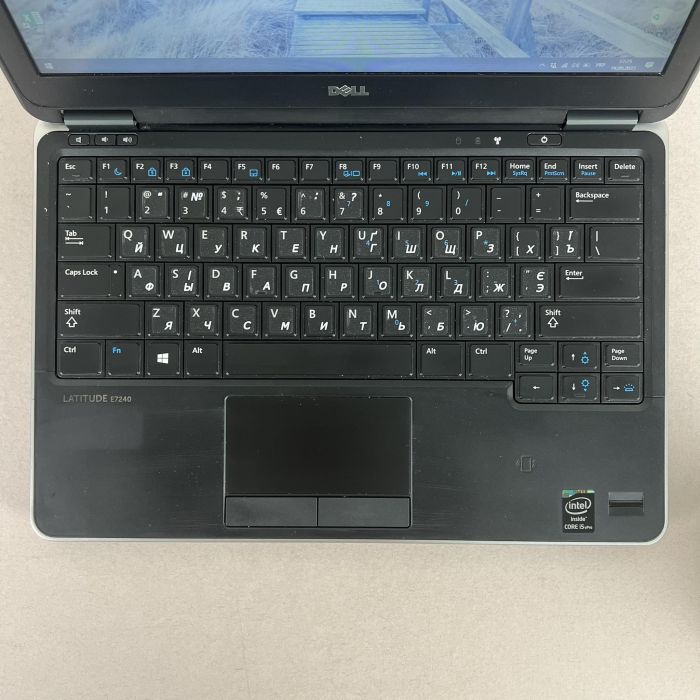 Ноутбук Dell Latitude E7240