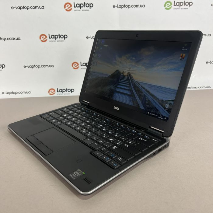 Ноутбук Dell Latitude E7240