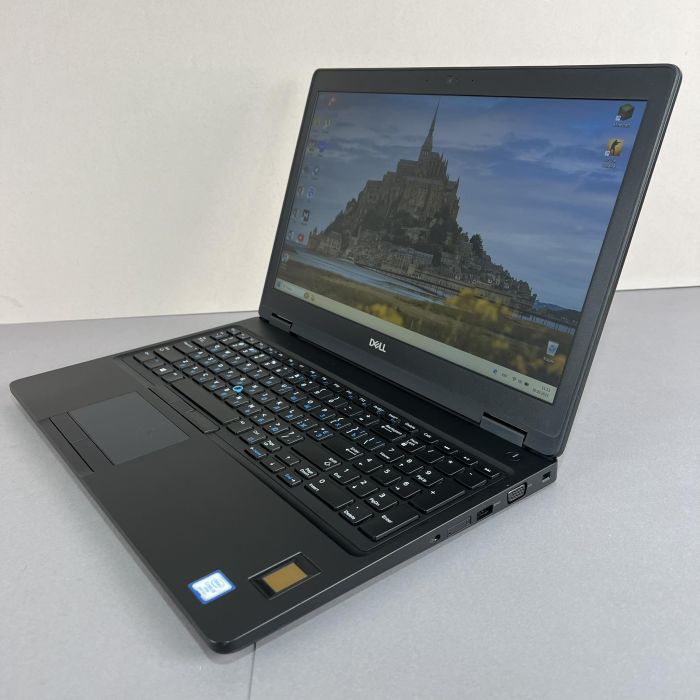 Ноутбук Dell Latitude E5590