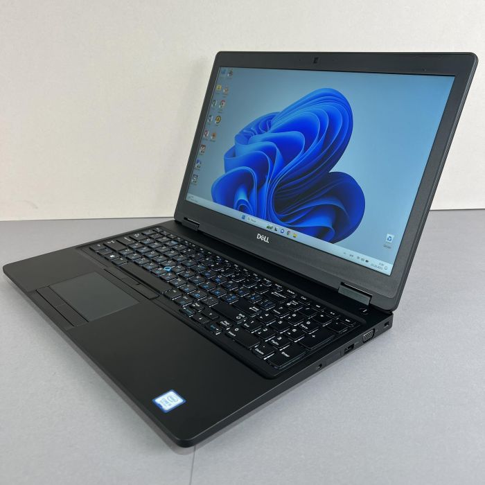 Ноутбук Dell Precision 3530