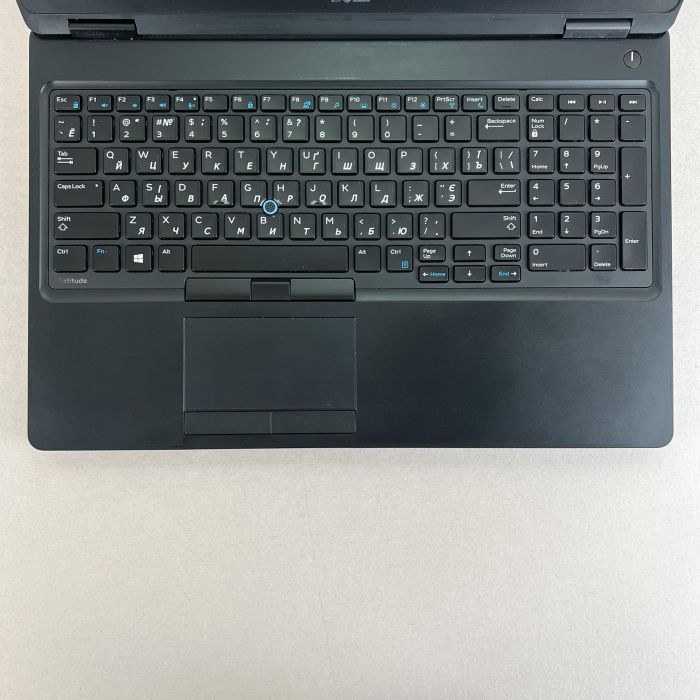 Ноутбук Dell Latitude E5580