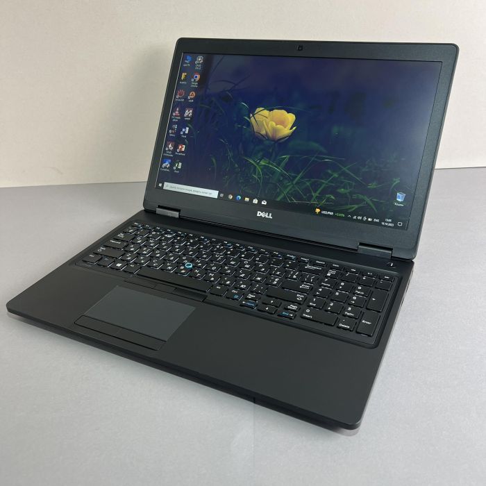 Ноутбук Dell Latitude E5580