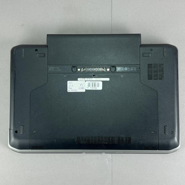 Ноутбук Dell Latitude E5520