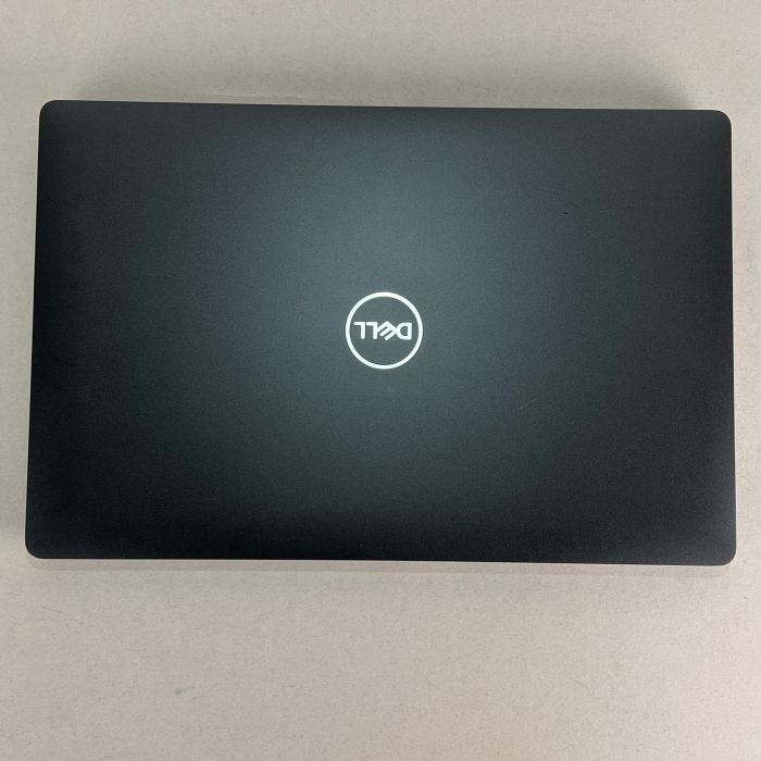 Ноутбук Dell Latitude 5501