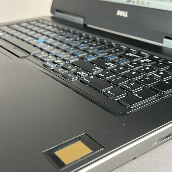 Ноутбук Dell Precision 7720