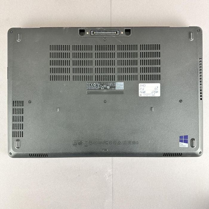 Ноутбук Dell Latitude E5570