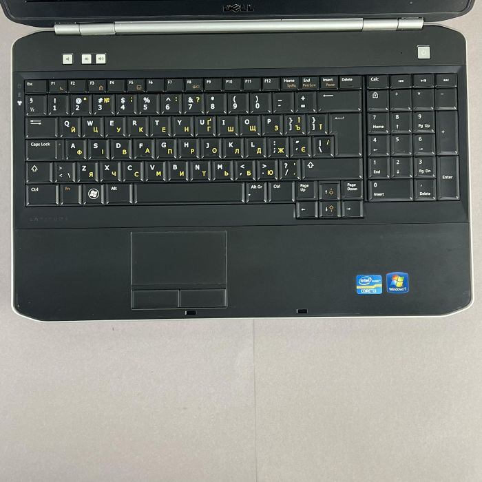 Ноутбук Dell Latitude E5520