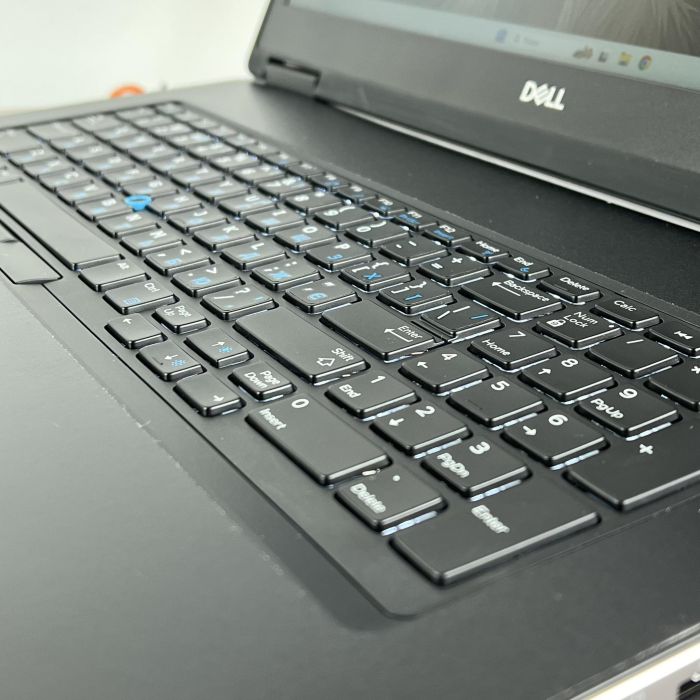 Ноутбук Dell Precision 7730