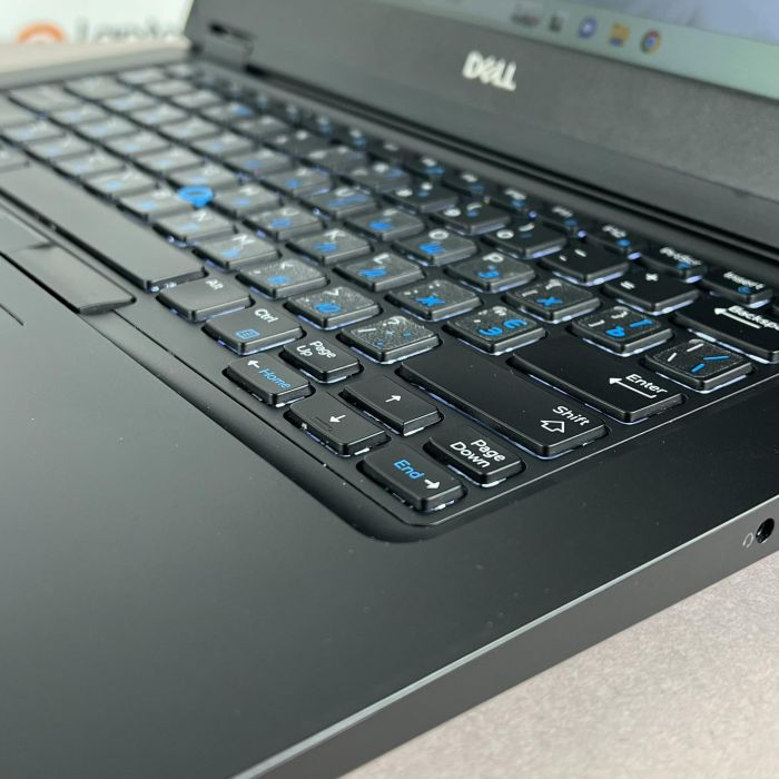 Ноутбук Dell Latitude 5490