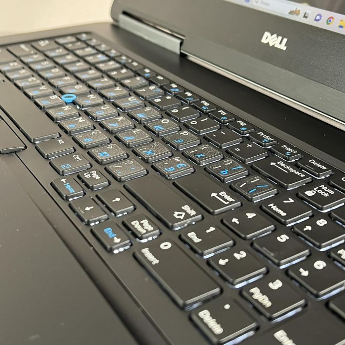 Ноутбук Dell Precision 7720