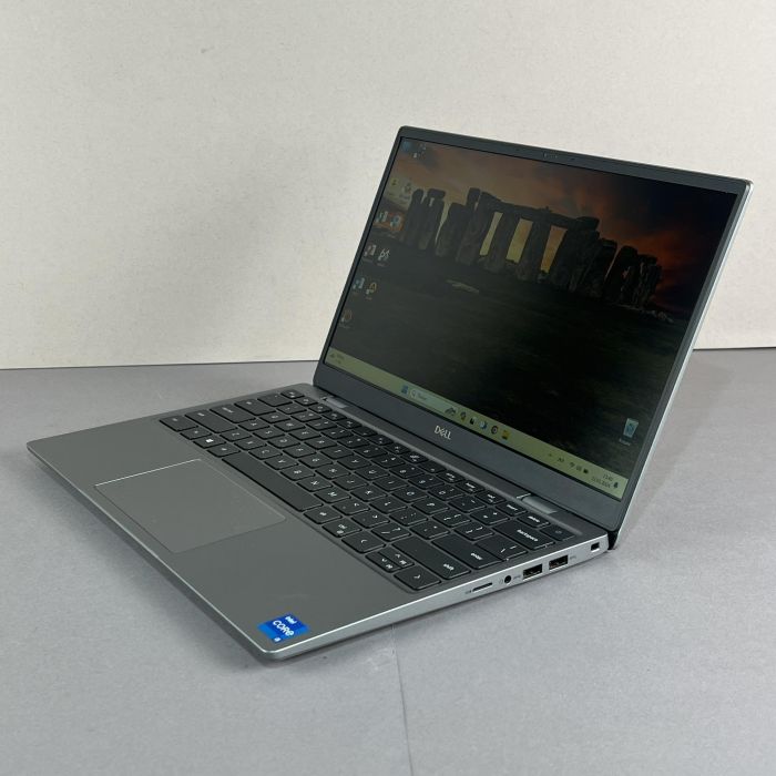 Ноутбук Dell Latitude 3320