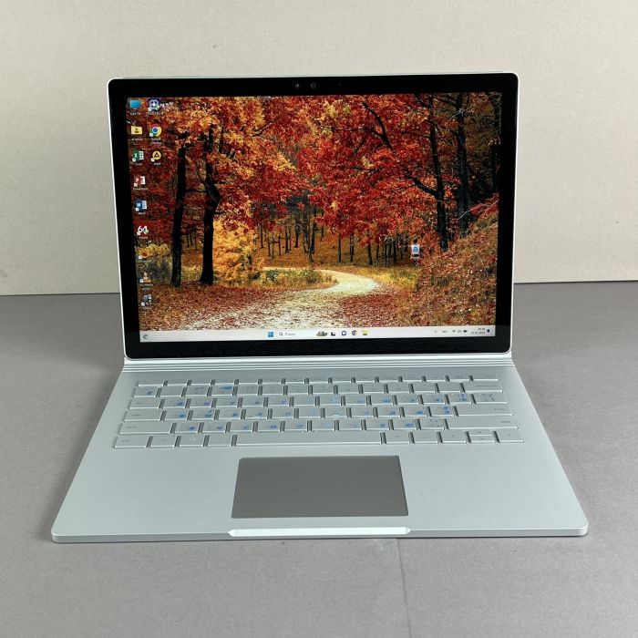 Ноутбук Microsoft Surface Book